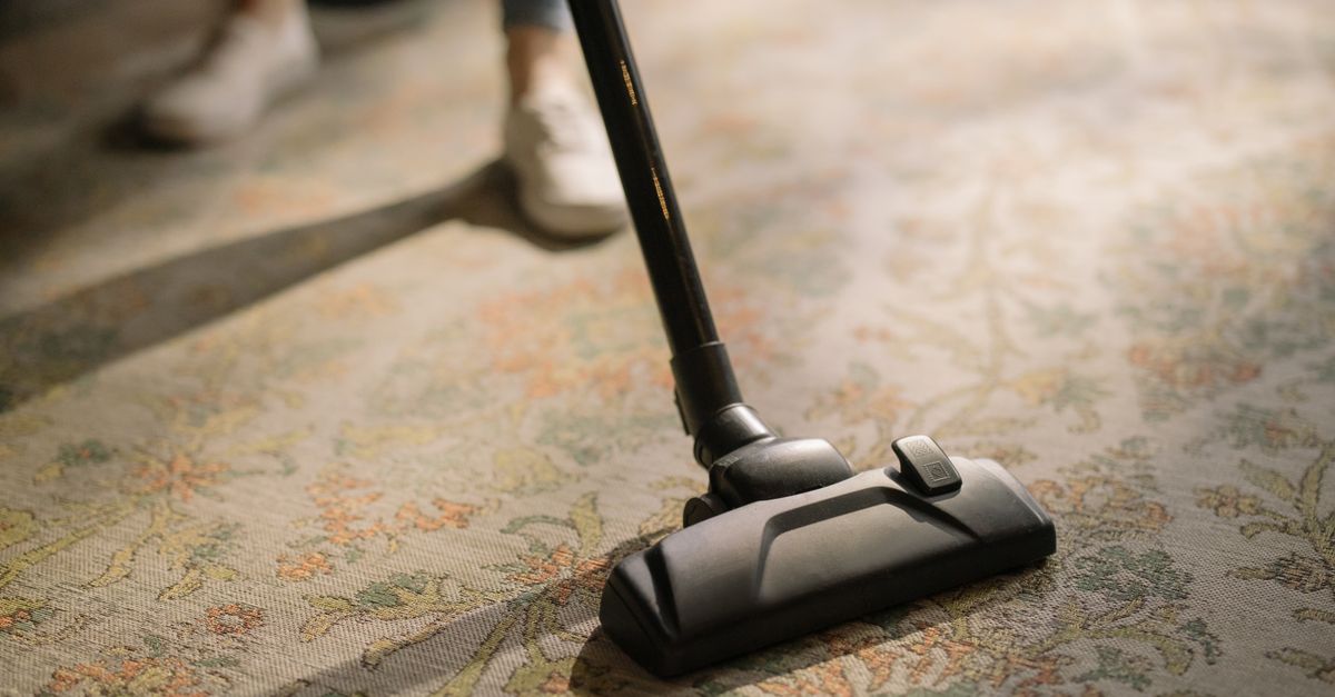 Pollen Season Cleaning: How to Keep Allergens Out of Carpets, Rugs, and Upholstery