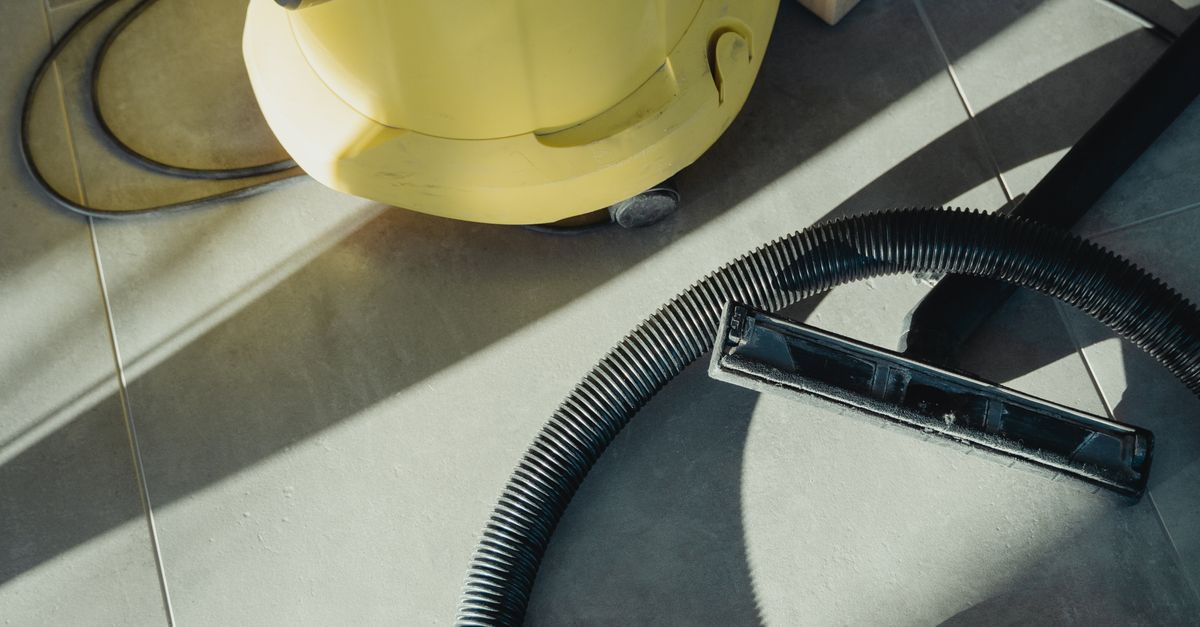 Can You Use a Wet Dry Vacuum for Basement Water? What to Check First